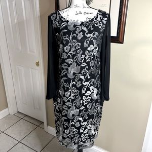 Gorgeous Black and Silver Dress Sheer Sleeves Size 10 Connected Apparel